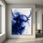 Toro di fumo in blu eterei