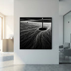 Black Green – arte golfistica in bianco e nero, tela con cornice bianca