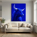 Ritratto monocromatico blu di toro